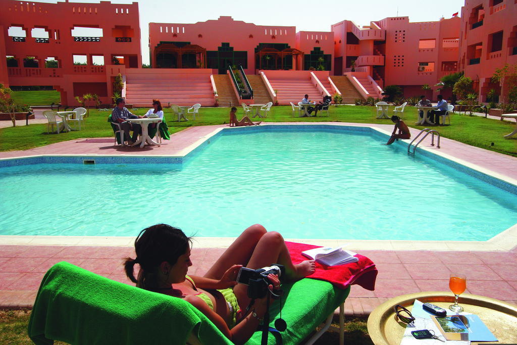 Solymar Pioneers Hotel Kharga Oasis Exterior photo